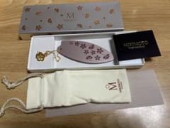 希少　MIKIMOTO 桜チャーム付きリップミラー　ミニポーチ付きのサムネイル