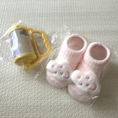 【新品・未使用】ラトルソックスギフトセット　ピンク　ダットウェイ　ベビーのサムネイル