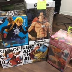 ワンピースフィギュアのサムネイル