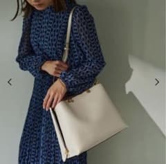 【E'POR】Y BAG Medium（サイドジップトートバッグ）のサムネイル