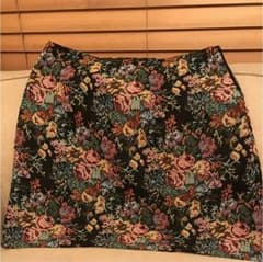 GU 花柄スカートのサムネイル