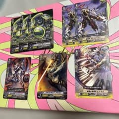 ヴァンガード 3枚セット インヴィガレイト・セージ メルカリ便 ヴァンガード カードセット 8枚 まとめ売り - メルカリ