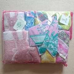 ☆ひろ様専用☆タオルハンカチ☆新品未使用☆のサムネイル