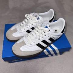 「最終値下げ」　adidas Samba ホワイト/ブラックのサムネイル