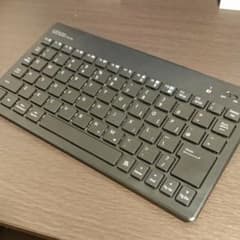 Bluetooth ワイヤレスキーボード (ELECOM)のサムネイル