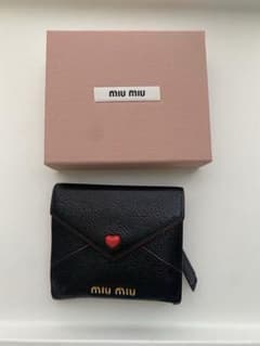 miu miu ラブレター 二つ折り財布 黒 レザー - メルカリ