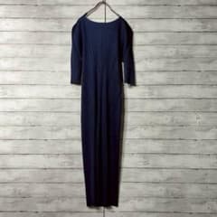 プリーツプリーズ イッセイミヤケ ロングワンピースロングジレ スリット メッシュ プリーツプリーズ イッセイミヤケ ロングワンピース スリット - メルカリ