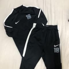 NIKEセットアップジャージ 160のサムネイル