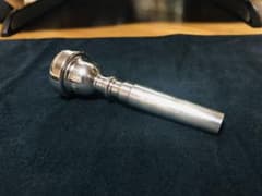 【 トランペット マウスピース 】Bach 3Bのサムネイル