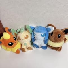 ポケモン　ブイズ　ぬいぐるみセットのサムネイル