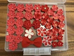 つまみ細工パーツ　赤ピンク系のサムネイル