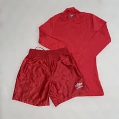 umbro サッカー アンダーシャツSとハーフパンツ 140サイズ レッドのサムネイル