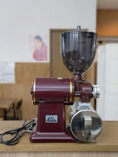 Kalita 電動コーヒーミル ワインレッド 定価126,000円 - メルカリ