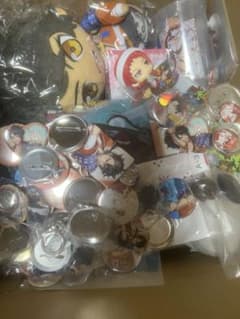 4 アニメグッズ　まとめ　テニスの王子様　黒子のバスケ　夏目友人帳　銀魂　などのサムネイル