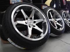 カスタム 深リム 19インチ 9.0J+20 ハイエース 225/45R19 - メルカリ