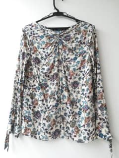 ZARA　トップスのサムネイル