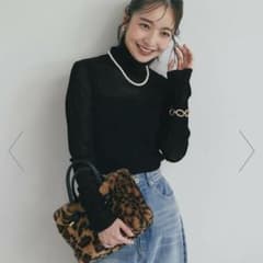 新品 フロッキーチュールタートルカットソー ブラック 黒 ラブティック