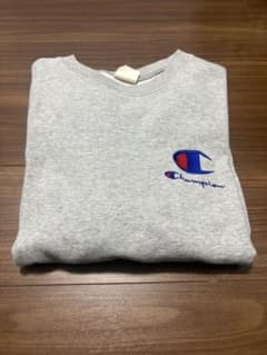 Champion グレー クルーネック トレーナーのサムネイル