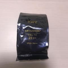 IOPE アイオペ　エアクッション　ファンデーションのサムネイル