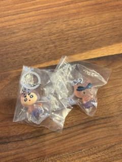 クレヨンしんちゃん キーホルダー 2種セットのサムネイル