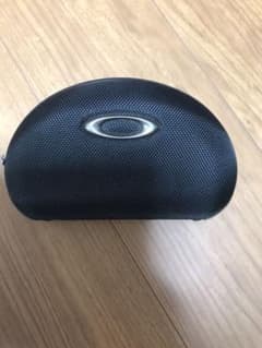 オークリー サングラスケースのサムネイル