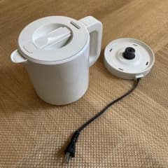 無印良品　電気ケトルのサムネイル