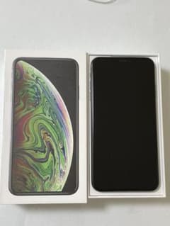 iPhone Xs Max Space Gray 64 GB docomoのサムネイル