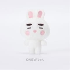 オニュ ジングワン 10cm ぬいぐるみ SHINee - メルカリ