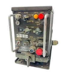 軍用無線　RECEIVER RADIO R-442/VRC No.5549 軍用無線 RECEIVER RADIO R-442/VRC No.5549 - メルカリ