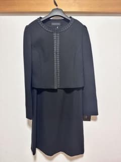 MONOIR ブラック ワンピーススーツ　喪服　11号のサムネイル