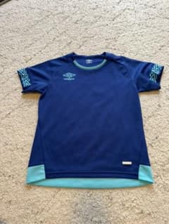 umbro アンブロ PUMA プーマ　サッカートレーニングウェアのサムネイル