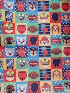 パウパトロール　生地　はぎれ　70×50のサムネイル