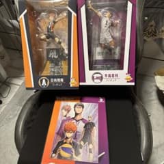 A賞日向翔陽・ラスト賞牛島若利 フィギュア、E賞アクリルパネルセット