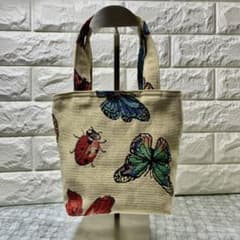 ハンドメイド 蝶、花、てんとう虫、トンボ柄 小さめ トートバッグ 藤井