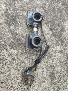 TZR250 1KT 純正 2スト オイルポンプ インシュレーター TZR250 1KT 純正 2スト オイルポンプ インシュレーター - メルカリ