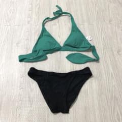 UNIQLO 水着　ビキニのサムネイル