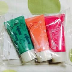 pochipanda様専用♡オルビス ムーミン ハンドクリームのサムネイル