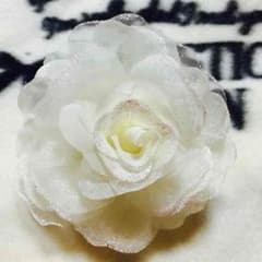 ラメ付きコサージュのサムネイル