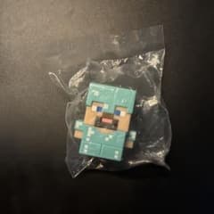 マインクラフト マイクラ ライトマスコット3　スティーブ　ダイヤモンド　ガチャのサムネイル