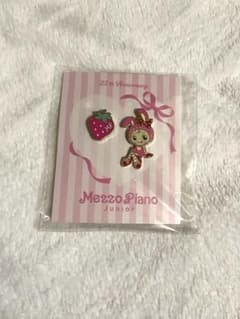 ベリエちゃん　メゾピアノ　ピンバッジのサムネイル