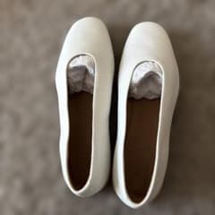 GAKRIE VIE ホワイトフラットシューズ