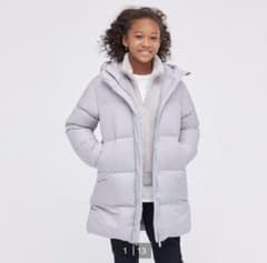 新品 タグ付き UNIQLO GIRLS ダウンコート 160cmのサムネイル