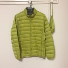 UNIQLO ユニクロ ウルトラライトダウンのサムネイル