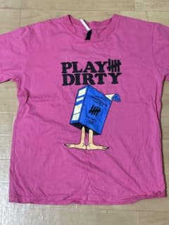UNDEFEATEDTシャツ ピンクのサムネイル