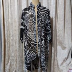 トクコのシアーモノトーンワンピース トクコのシアーモノトーンワンピース - メルカリ