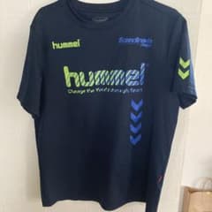 hummel  Tシャツ　Ｌサイズ！のサムネイル