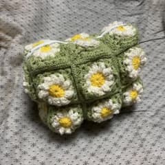 花柄かぎ針編みポーチのサムネイル