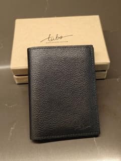 も*様 taboレザー　二つ折り財布 黒のサムネイル