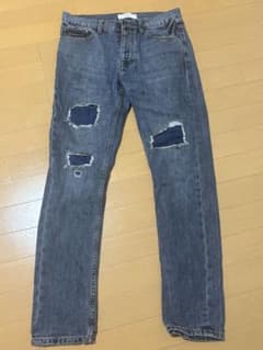 FOREVER 21 ダメージブルーデニム 30/30のサムネイル