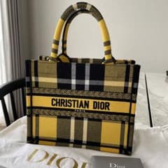 Christian Dior ブックトートのサムネイル